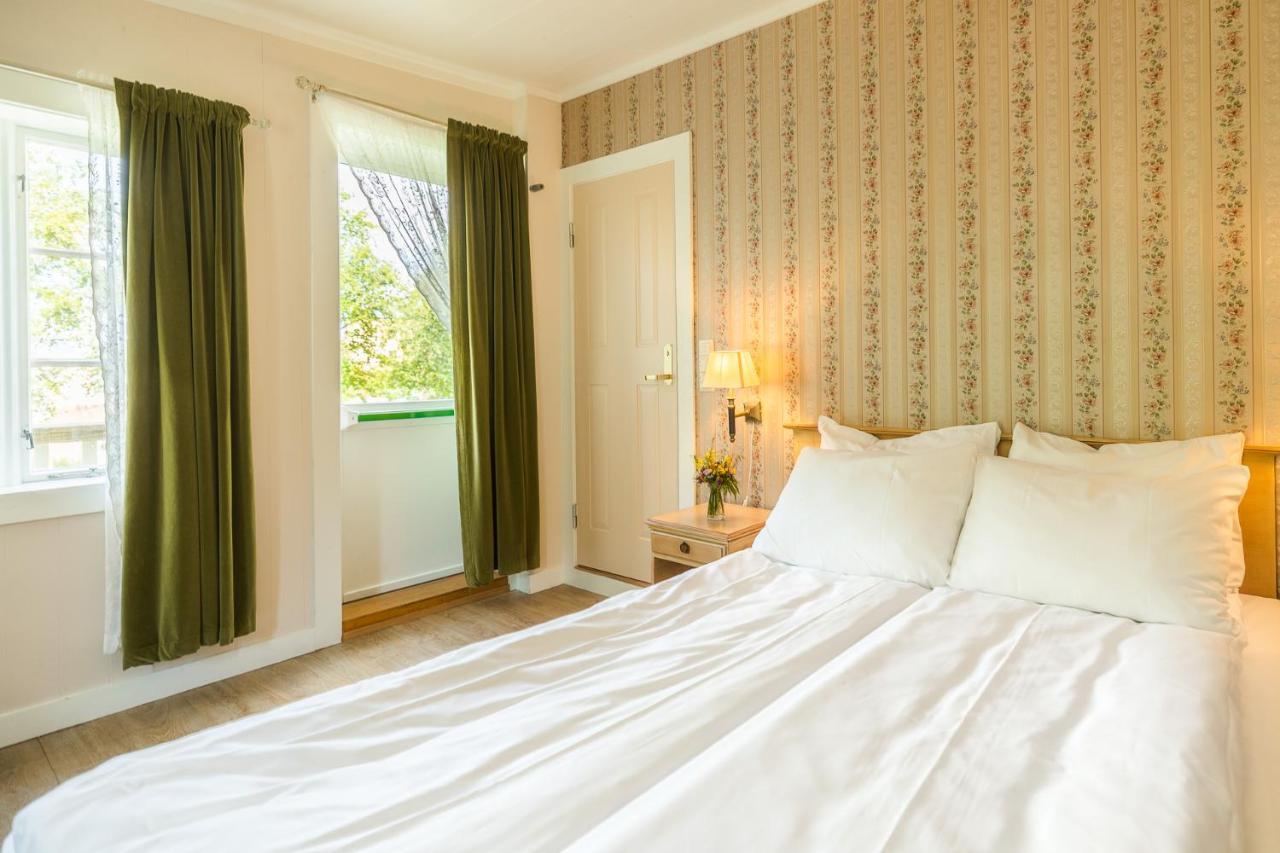 Fru Haugans Hotel 4*
